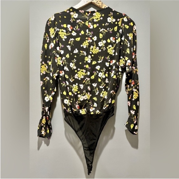ASTR THE LABEL | Black Floral Surplice Drape Front Sheer Long Sleeve Bodysuit - Picture 5 of 5